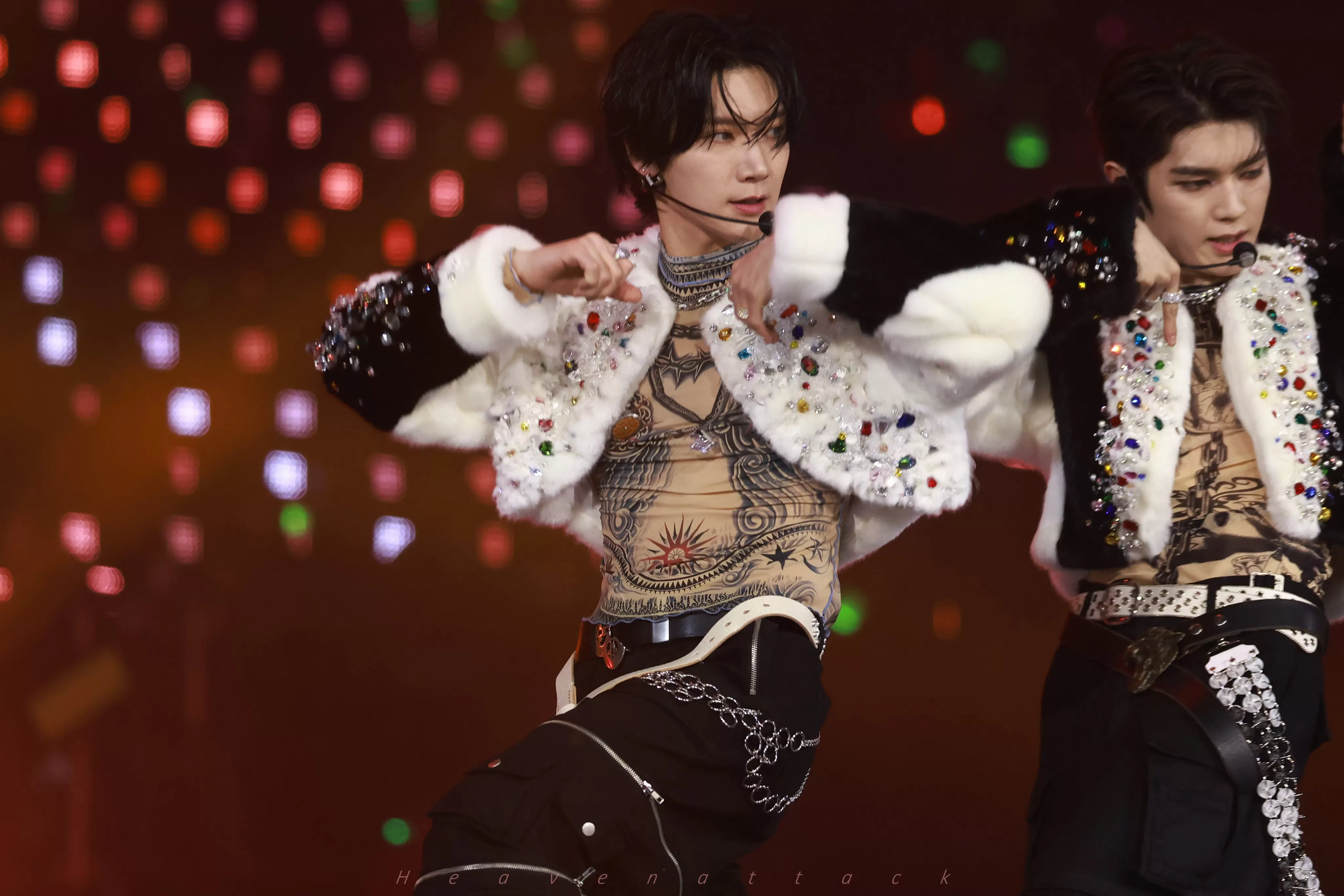  Ten NCT jatuh di SBS Gayo Daejeon 2023. (Foto: Twitter Heavenattack)