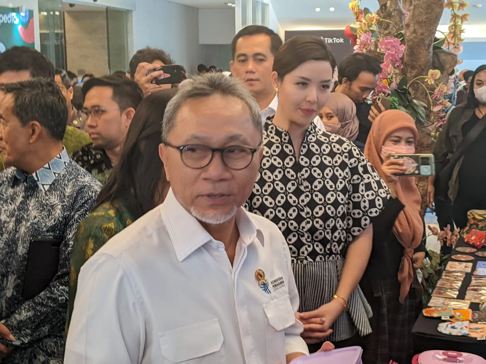 Mendag Zulkifli Hasan beri waktu uji coba TikTok Shop selama 3 bulan. (Foto: Ist)