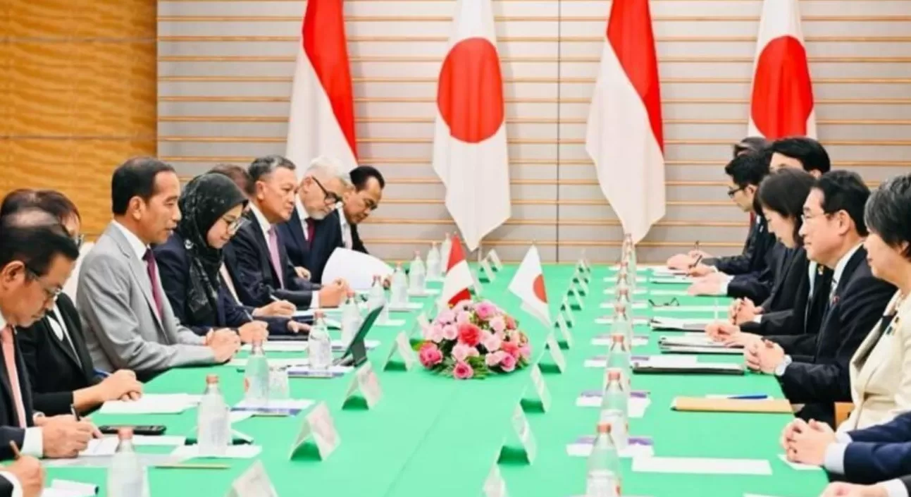 Presiden Joko Widodo melakukan pertemuan bilateral dengan Perdana Menteri (PM) Jepang Fumio Kishida (Setpres)