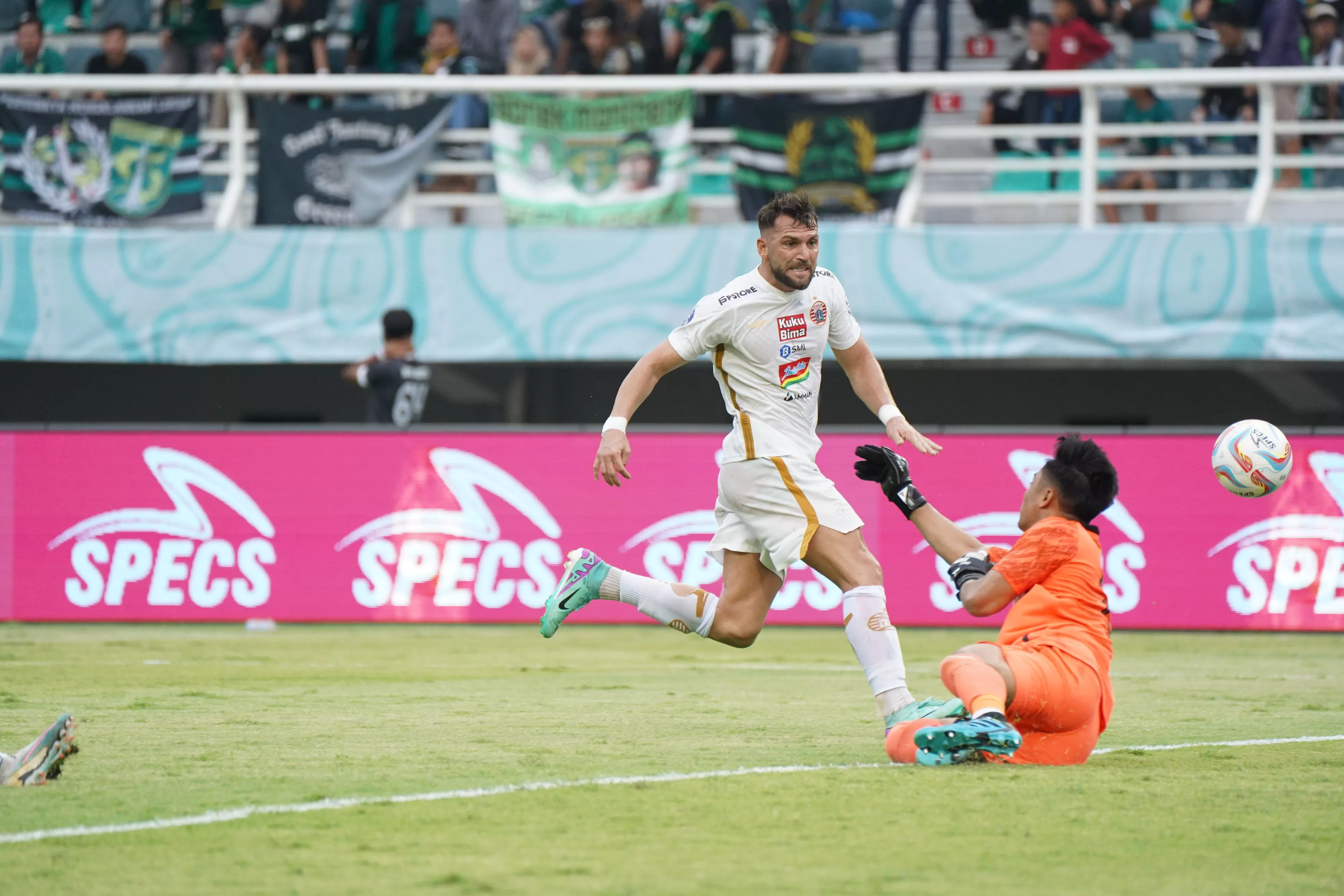 Persebaya vs Persija berakhir dengan skor imbang 1-1 (Foto: Persija)