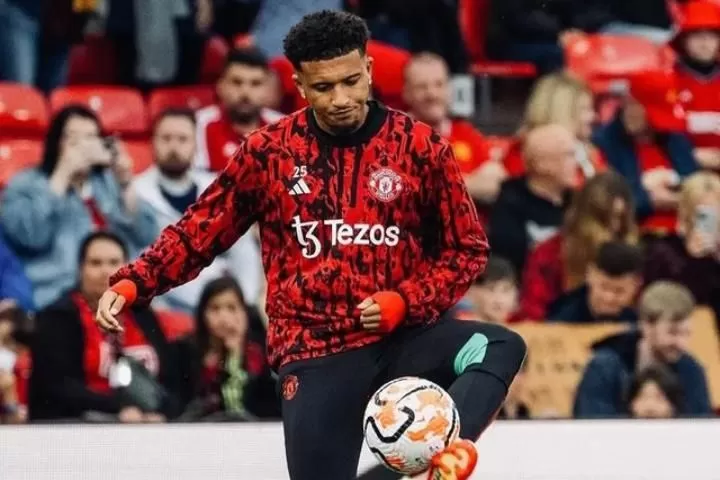 Jadon Sancho Mau Dipulangkan Borussia Dortmund ke Jerman (Foto: instagram/@jadonsancho.ir)