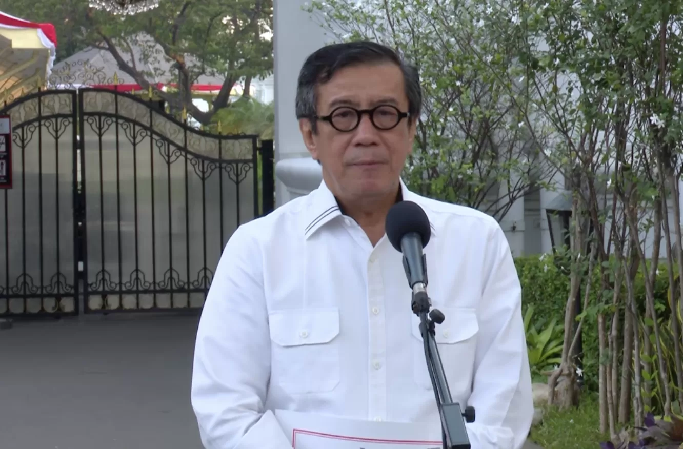 Menteri Hukum dan Hak Asasi Manusia (Menkumham) Yasonna Laoly membantah informasi yang disebarkan  advokat Alvin Lim.