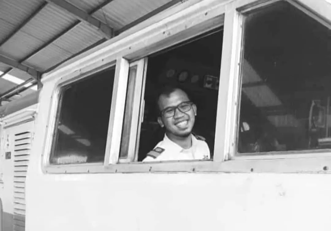 Julian Dwi Setiono, Masinis KA Turangga yang Tewas Tabrakan Kereta Hari Ini (Dok akun X @rifastudying)