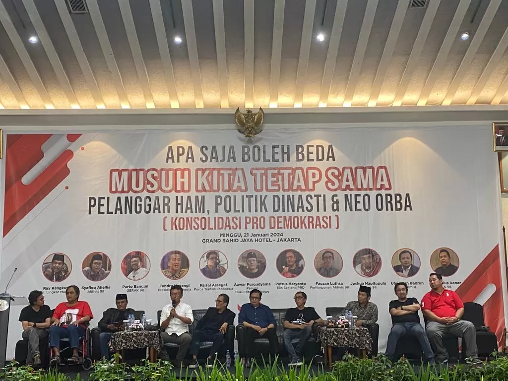 Selamatkan Demokrasi Indonesia, Apa Saja Boleh Beda, Musuh Kita Tetap Sama. Pelanggar HAM, Politik Dinasti dan Neo Orba.