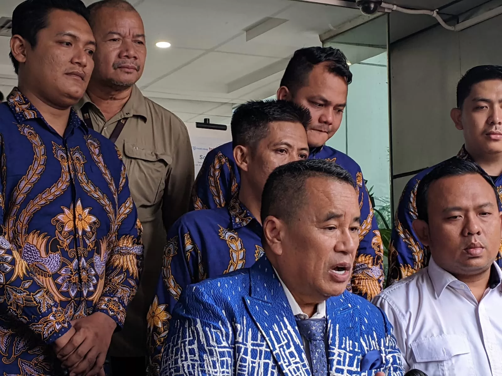 Keberatan Pajak Hiburan Naik 40-75 Persen, Hotman dan Inul Temui Menko Luhut (Muslimin Trisyuliono)