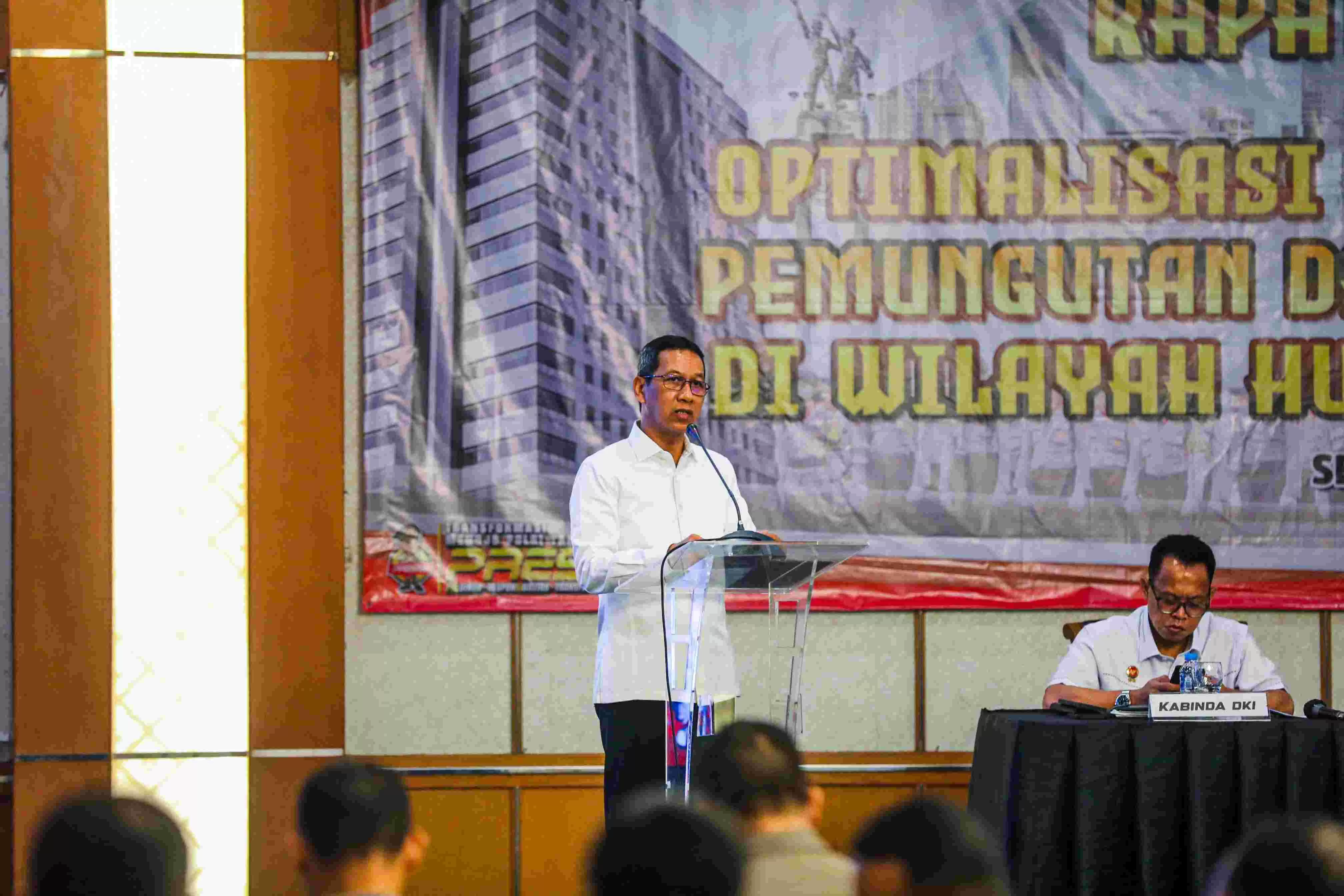 Penjabat(Pj) Gubernur DKI Jakarta Heru Budi Hartono saat menghadiri rapat koordinasi optimalisasi kesiapan pengamanan pemungutan suara di wilayah hukum Polda Metro Jaya bersama jajartan Polda Metro Jaya dan Kodam Jaya di Hotel Sahid, Jakarta Pusat, pada Senin, 29 Januari 2024. (Foto: Dok. Pemprov DKI)