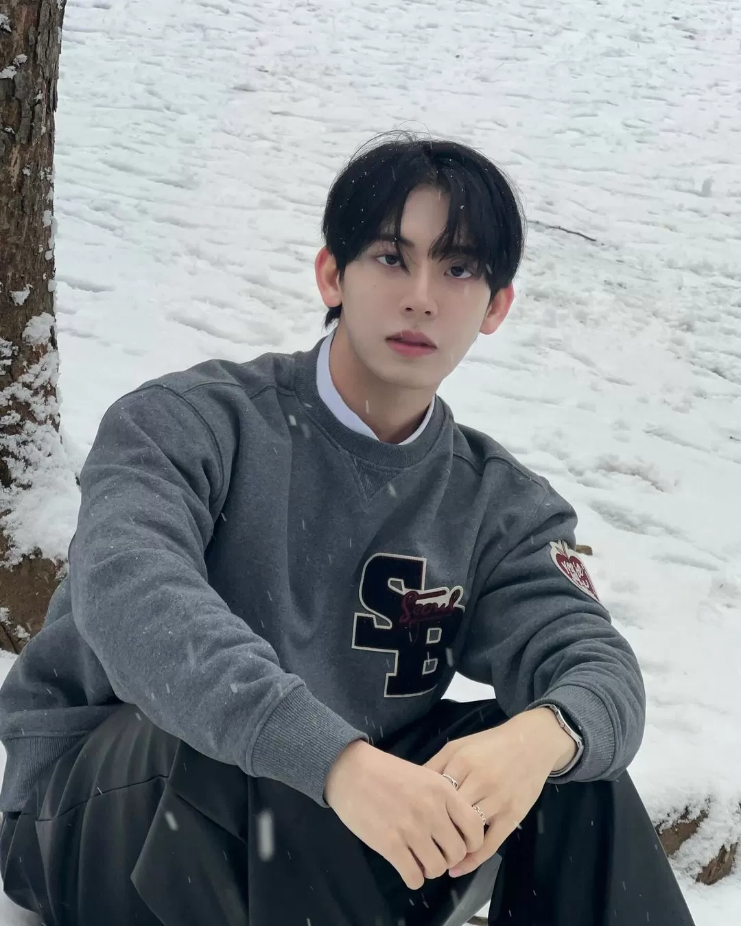 Profil Sung Bum, mahasiswa KAIST yang ikut University War. (Instagram/horang.wave)