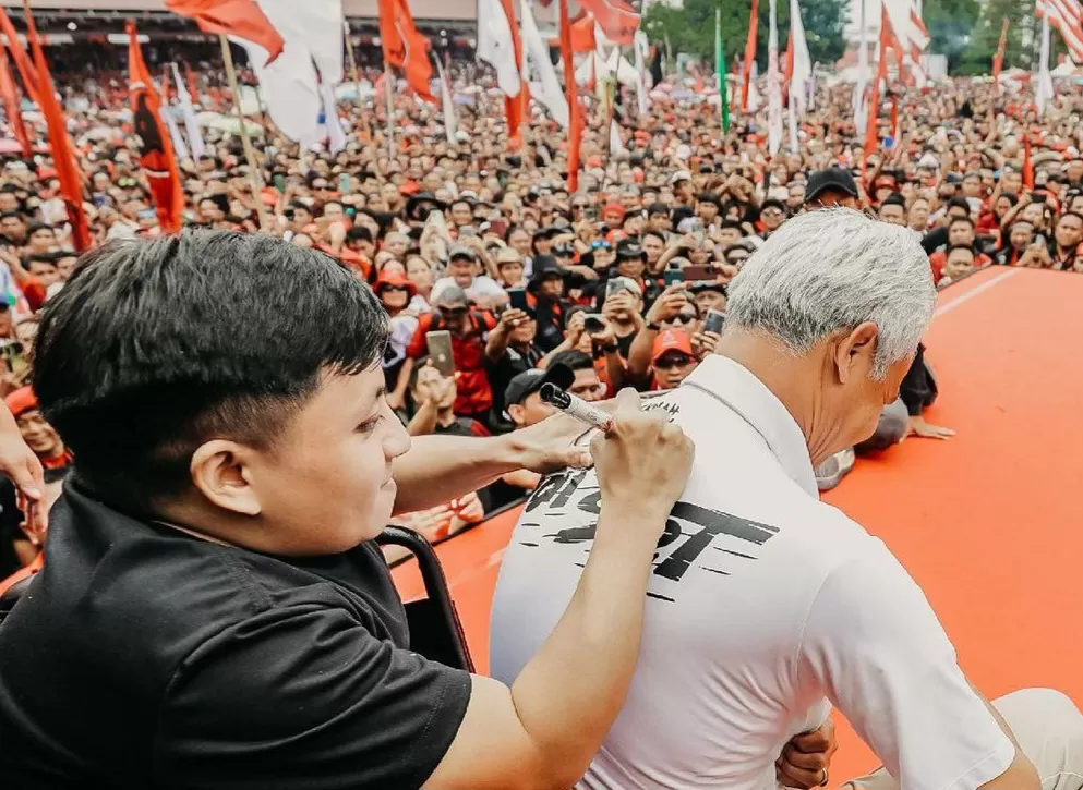 Calon presiden nomor urut 3 Ganjar Pranowo saat berkampanye di Manado, Sulawesi Utara. (Foto: Instagram/ganjar_pranowo)
