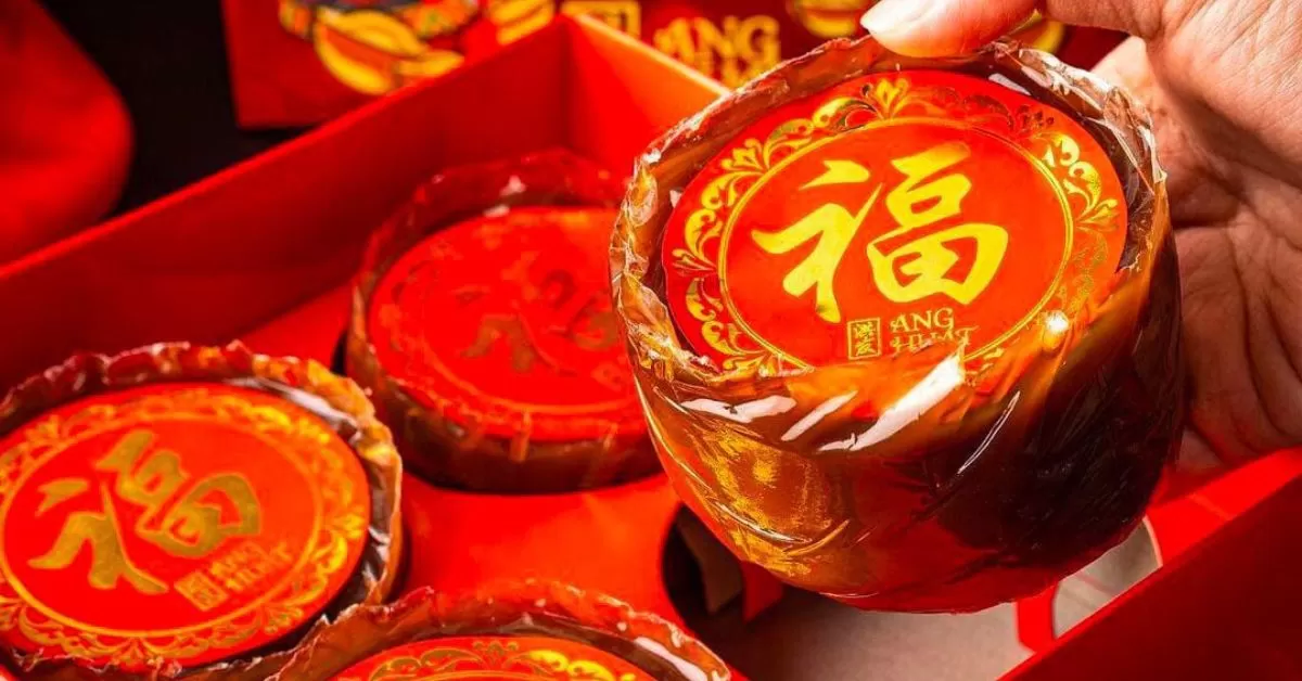 Perayaan Imlek Identik dengan Kue Keranjang, Begini Asal Usulnya (tangkapan layar instagram @anghuat_kembangjaya)