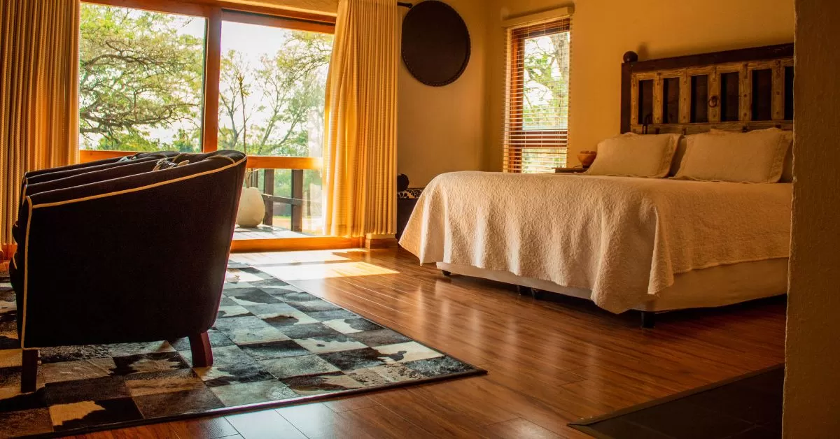 4 Tips Memilih Hotel dan Penginapan di Bali yang Murah dan Nyaman (canva by godlot dupwa)