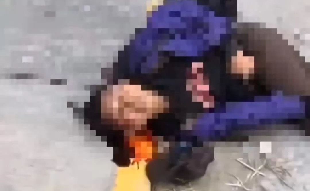 Korban tawuran pelajar di Kota Bekasi, terkapar luka bacok di  kepala (Dok tangkapan layar)