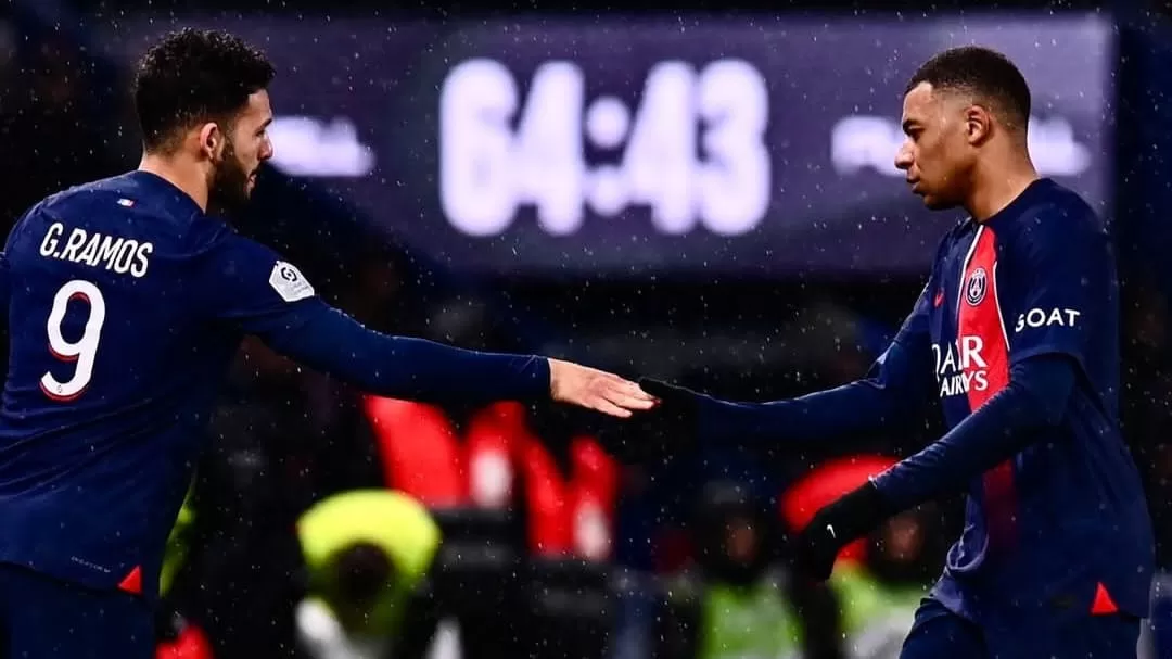 Kylian Mbappe (kanan) (Foto: Instagram/Parisinside)