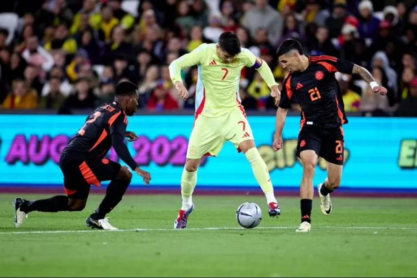 Spanyol harus menyerah dari Kolombia pada laga uji coba di London Stadium (Foto: instagram/@sefutbol)