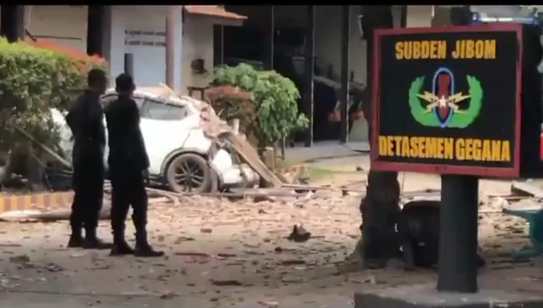 Video bom meledak di markas Brimob Polda Jawa Timur (Dok tangkapan layar)
