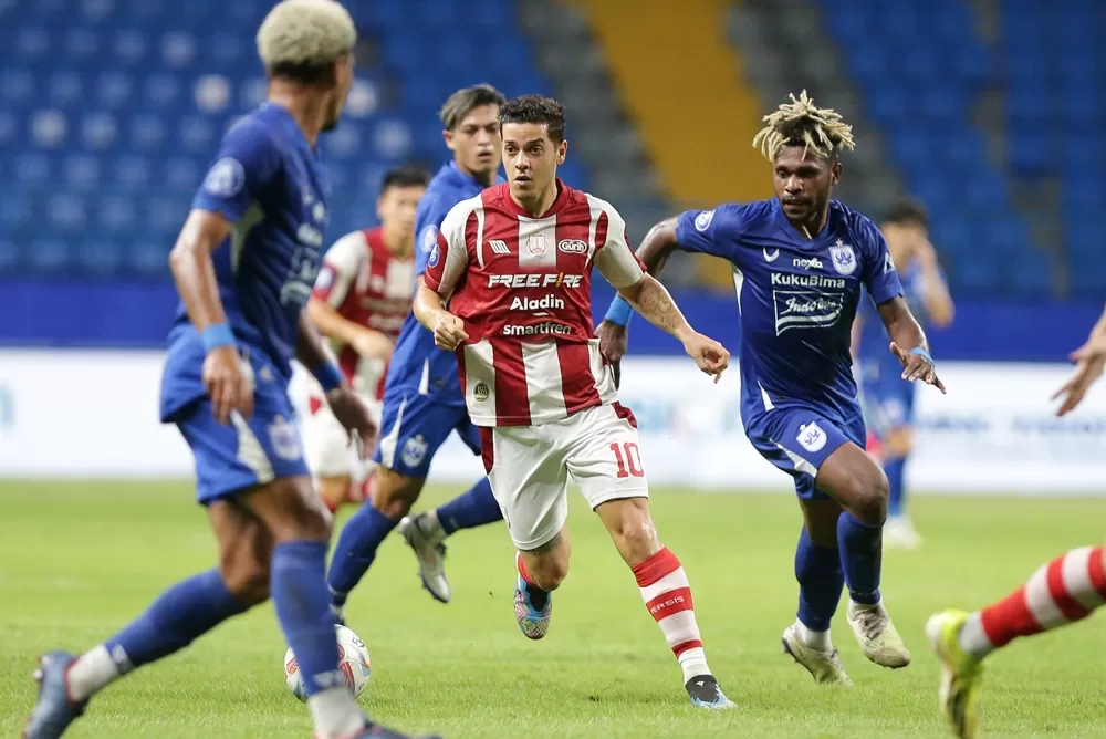 Stadion Batakan Balikpapan saat dipakai PSIS vs Persis (Foto: LIB)