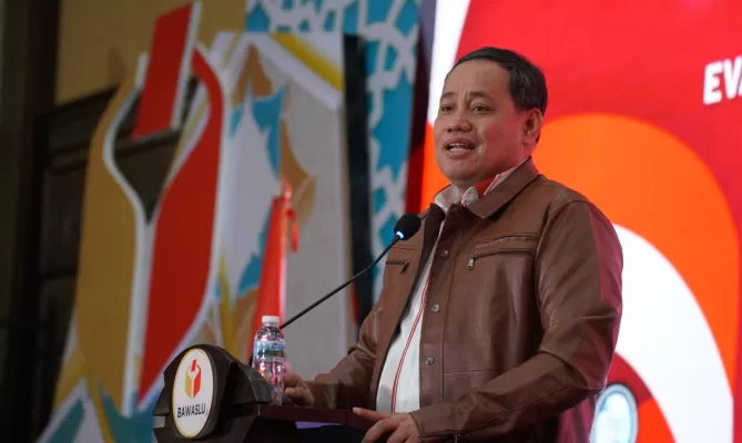 Anggota Bawaslu RI, Herwyn JH Malonda. Foto: Bawaslu RI.