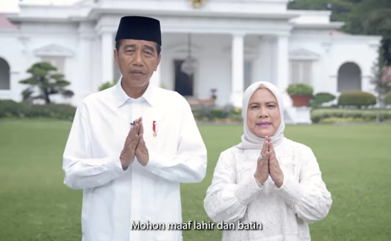 Presiden Joko Widodo dan Ibu Negara Iriana mengucapkan selamat Hari Raya Idul Fitri 1445 H.