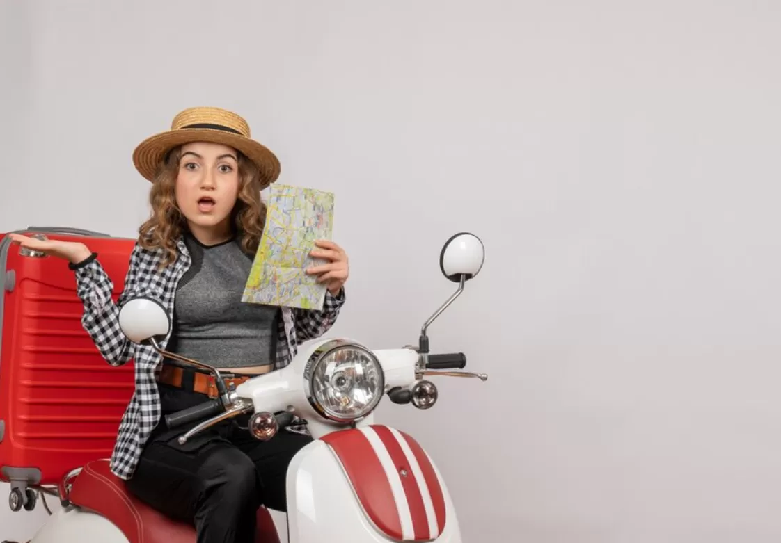 Tips Berkendara Jarak Jauh dengan Sepeda Motor untuk Libur Lebaran (foto: freepik.com/author/mdjaff)