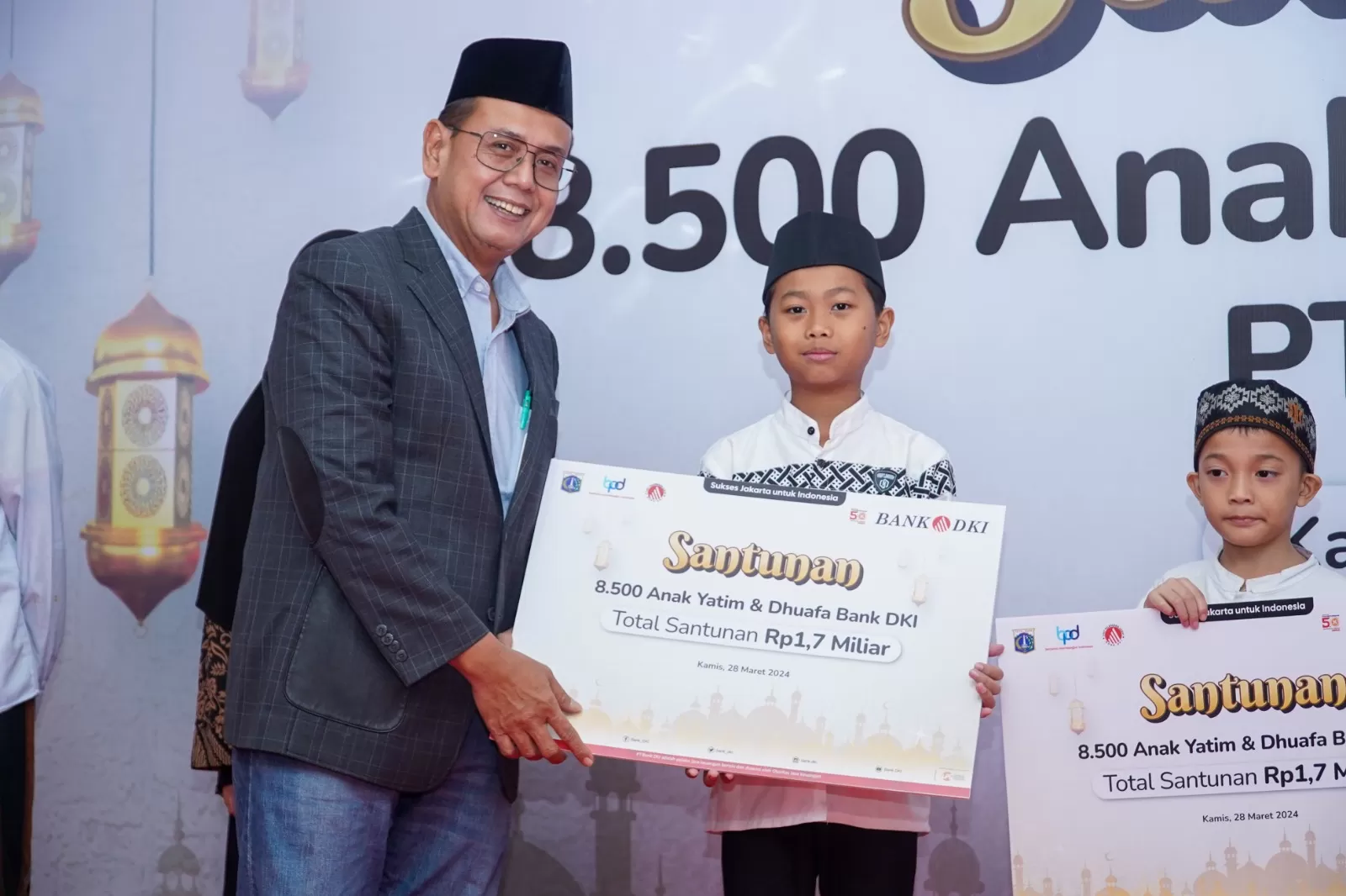 Santunan Bank DKI untuk yatim piatu dan dhuafa di DKI Jakarta (Dok Bank DKI)