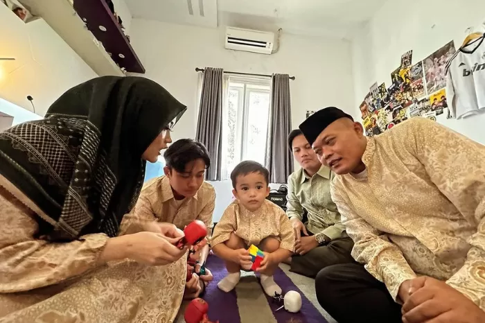 Acara pengajian jelang pernikahan Rizky Febian dan Mahalini. (Foto: Instagram/ferdinan_sule)