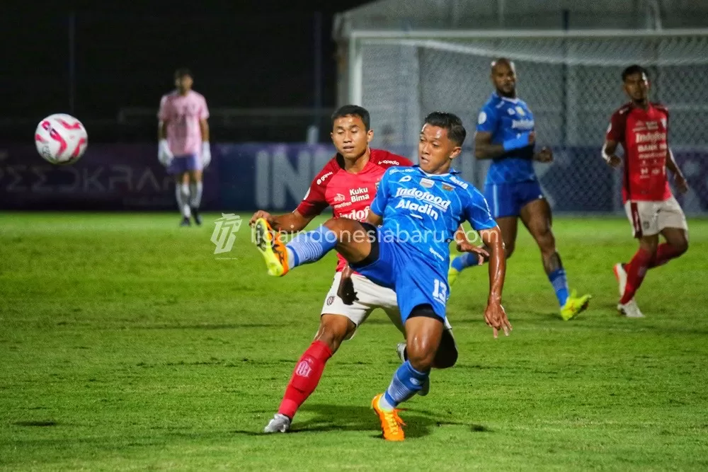 Susunan pemain Persib vs Bali United untuk semifinal leg dua Championship Series Liga 1 sudah bisa diprediksi (Foto: LIB)