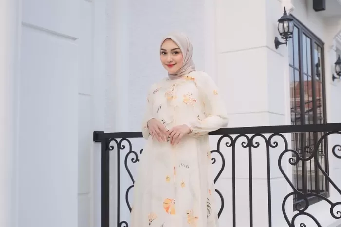 Melodi Prima akan menikah dengan eks Dita Fakhrana. (Foto: Instagram/@melodyprima)