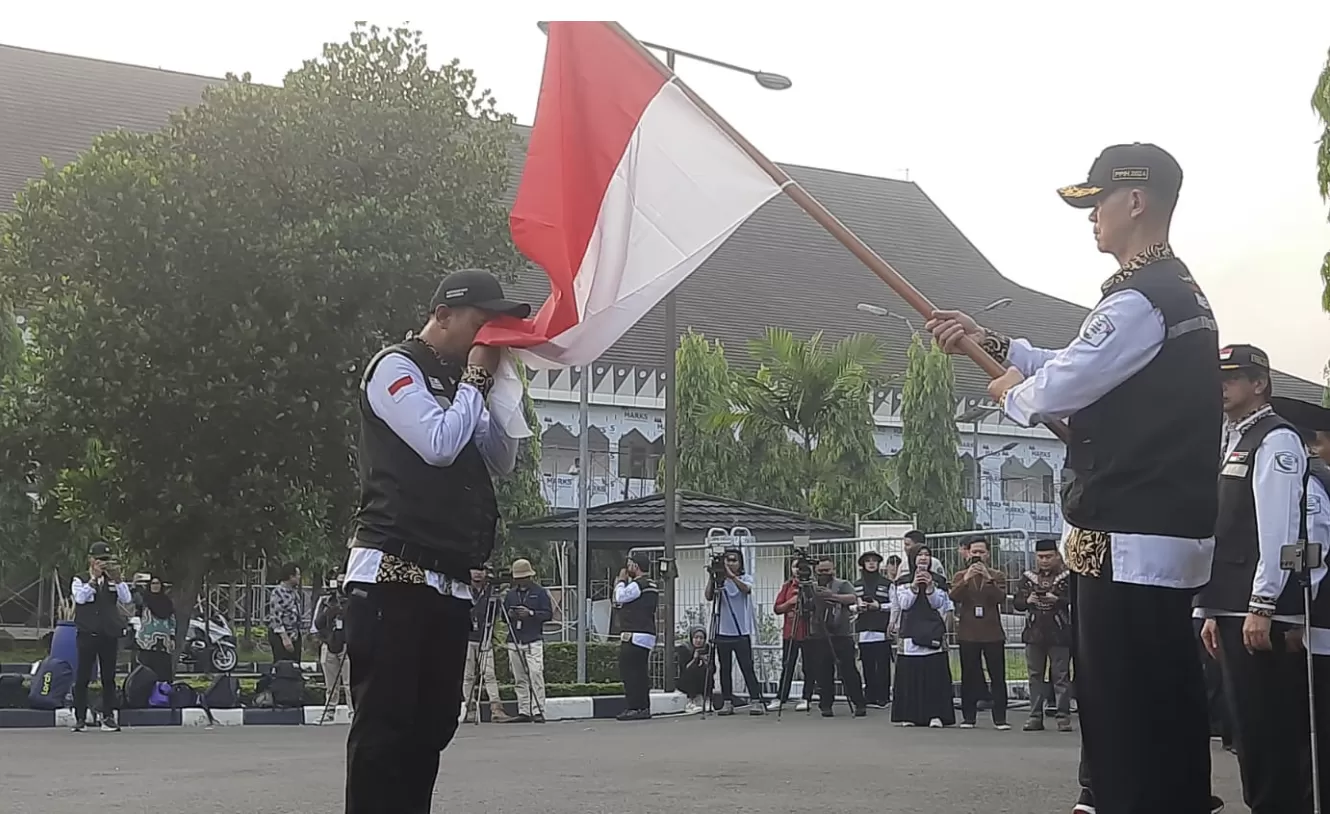 Kementarian Agama (Kemenag) melepas 437 Petugas Penyelenggara Ibadah Haji (PPIH) Arab Saudi yang akan melayani jemaah haji Indonesia 1445H/ 2024 M.