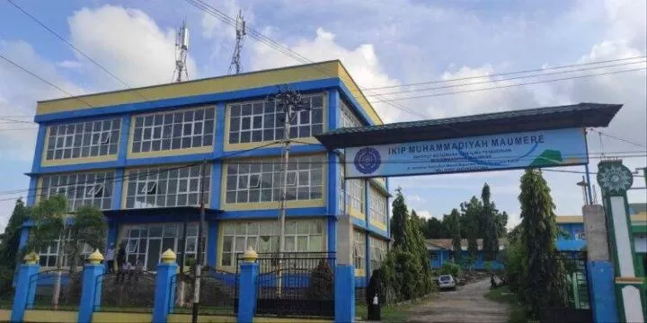 Tampak Gedung Universitas Muhammadiyah Maumere di Kabupaten Sikka, Nusa Tenggara Timur (NTT), yang membolehkan mahasiswanya membayar uang kuliah dengan hasil bumi. Foto: PP Muhammadiyah