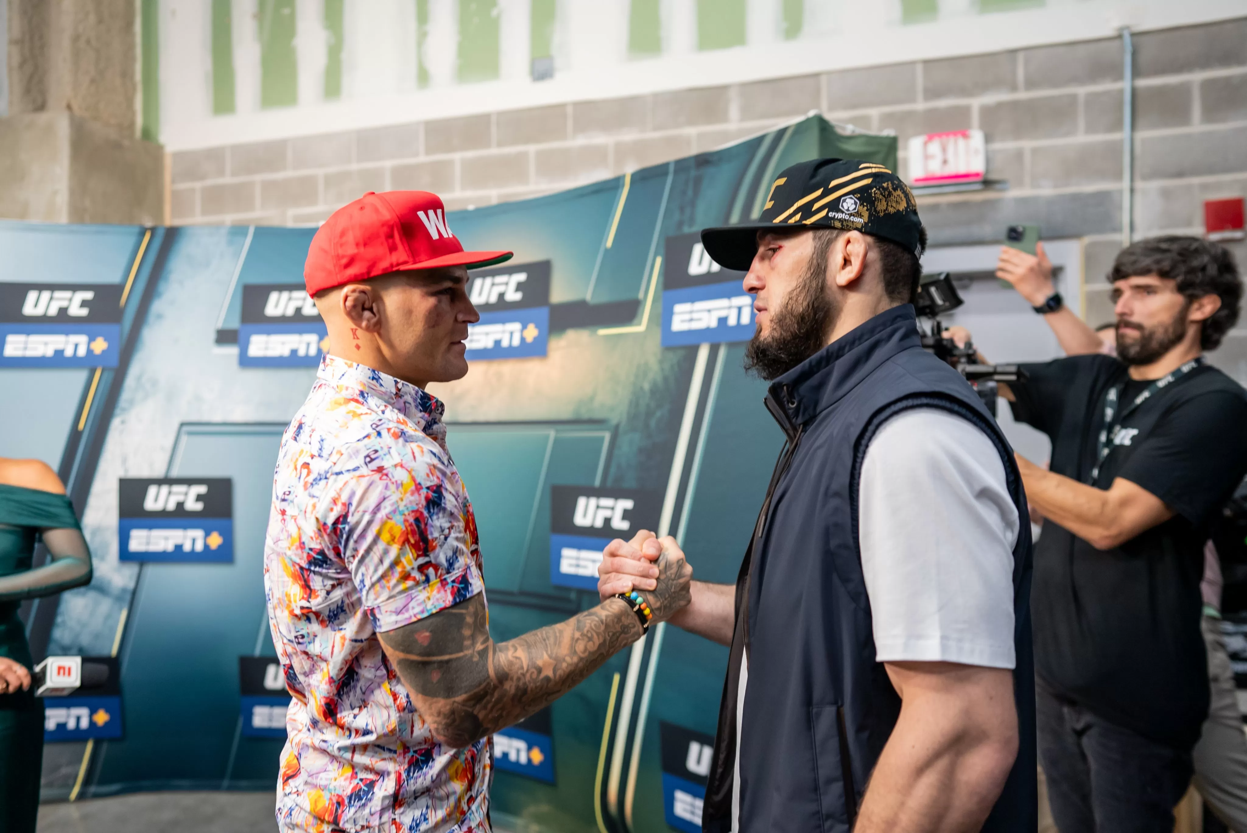 Dustin Poirier vs Islam Makhachev (Foto: UFC)