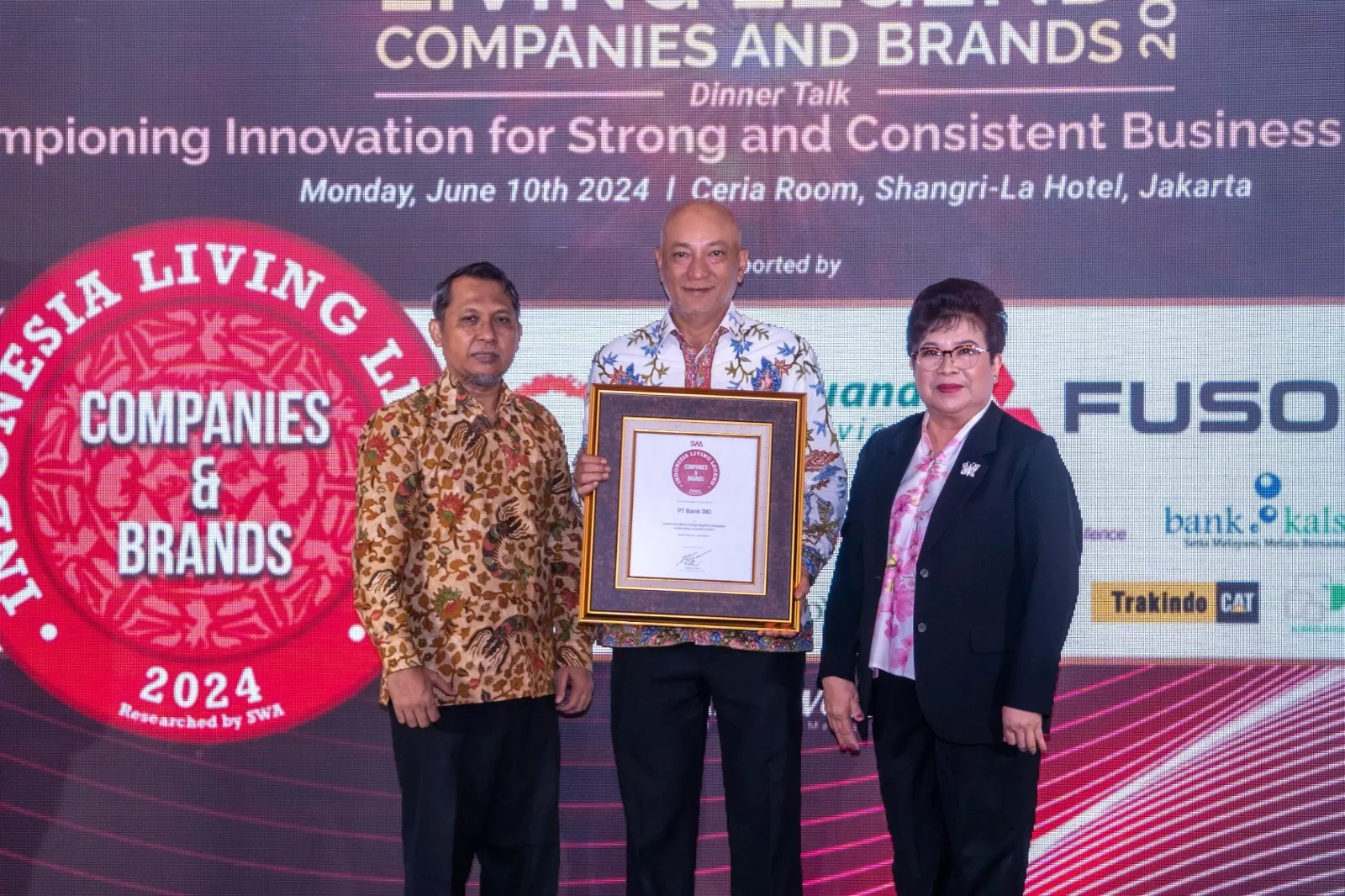 Bank DKI raih penghargaan Indonesia Best Living Legend Company in Managing Innovation 2024 (Dok Bank DKI)