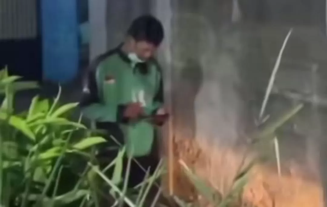 Warga di Cimanggis, Depok ramai-ramai bayar orderan makanan fiktif sopir ojol (tangkapan layar)