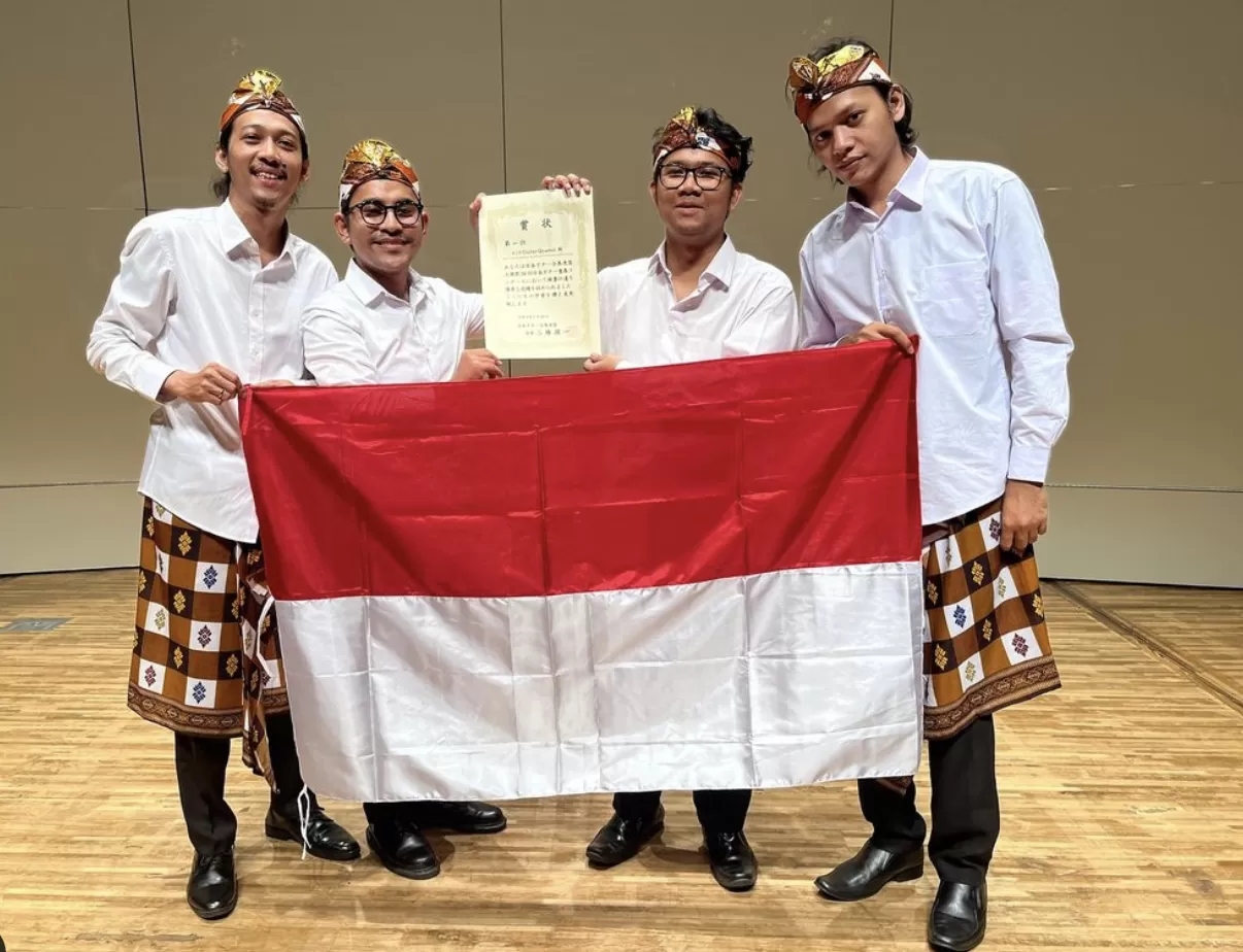  Grup 4.13 Guitar Quartet asal Indonesi meraih 1st Prize Winner di 