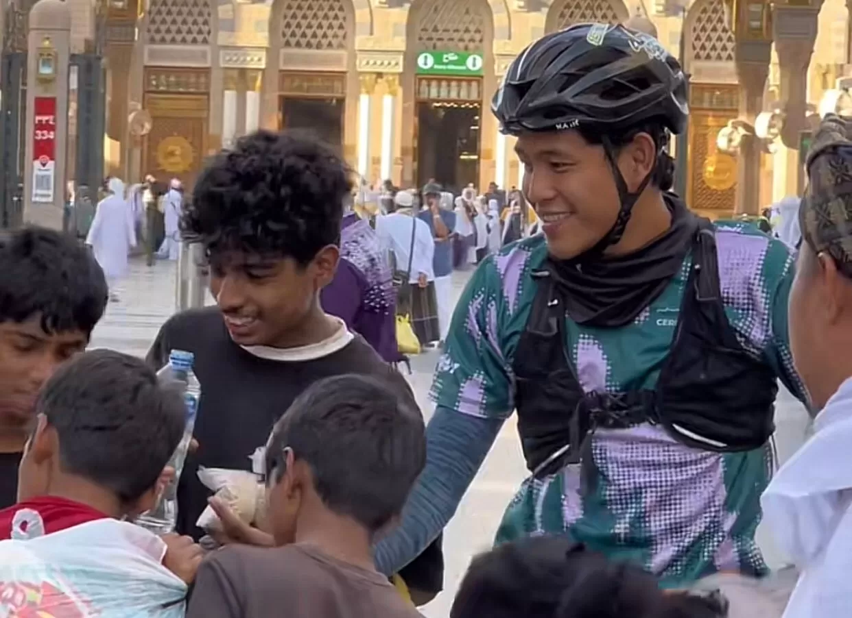 Ari Yami, pesepeda asal Indonesia yang sampai ke Madinah setelah bersepeda 185 hari