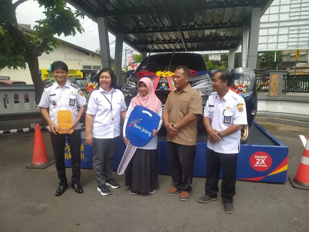 Bidan Puskesmas Sragen Raih Xpander - Krjogja