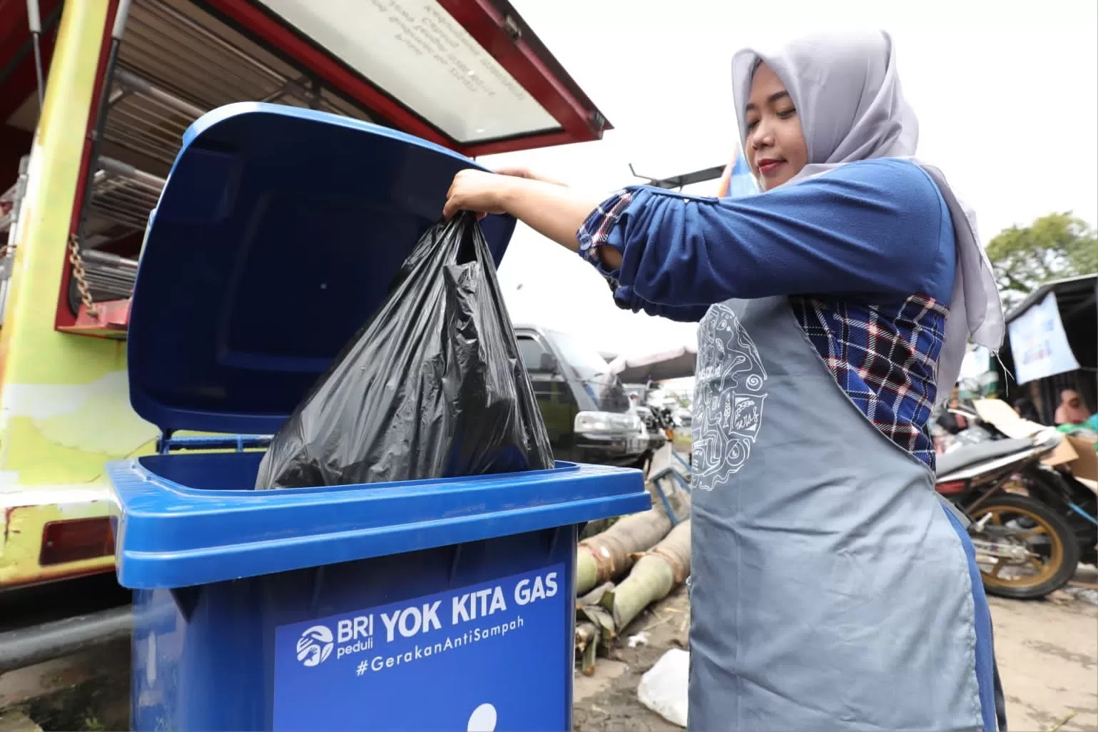 BRI Sasar Pengelolaan Sampah Terpadu di Pasar Kesesi Pekalongan