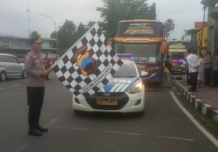 Fasilitasi 3 Bus Pariwisata, Polres Purbalingga Gratiskan Warga Balik ke Jakarta