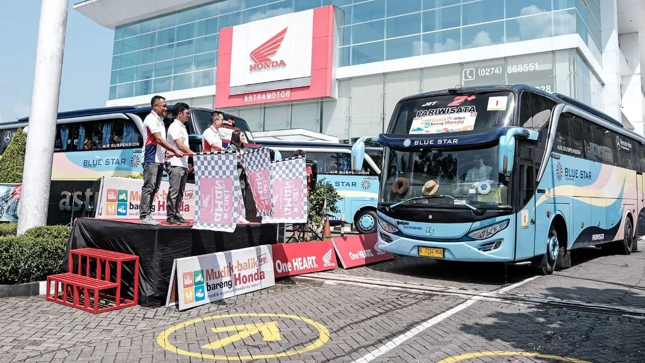 PT Astra Honda Motor berkolaborasi dengan Astra Motor Yogyakarta menggelar kegiatan Balik Bareng Honda 2023 (25/4).