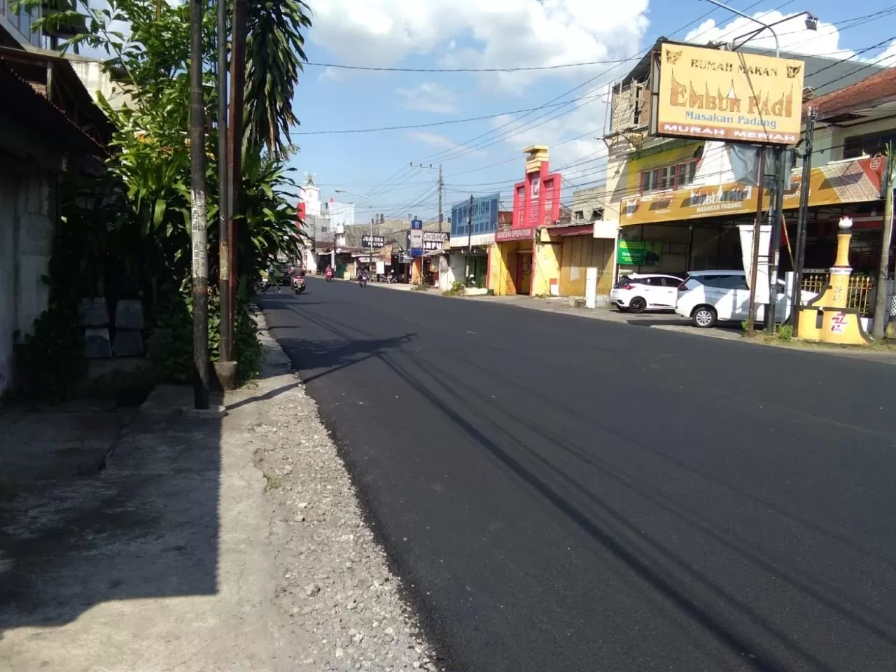   Kondisi jalan selesai diperbaiki berupa pengaspalan ulang oleh Pemkab Sukoharjo. (Wahyu imam ibadi)