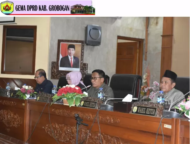 Rapat paripurna pengambilan keputusan DPRD Grobogan atas Raperda Tibum