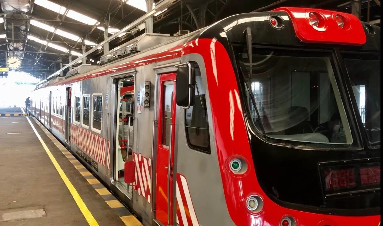 KRL Yogya-Solo (foto: Fx Harminanto)