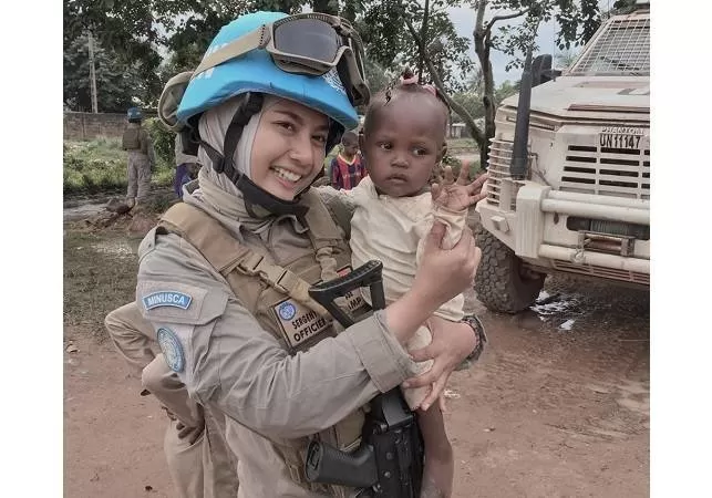 Salah satu Polisi Wanita Indonesia yang ditugaskan dalam misi PBB.