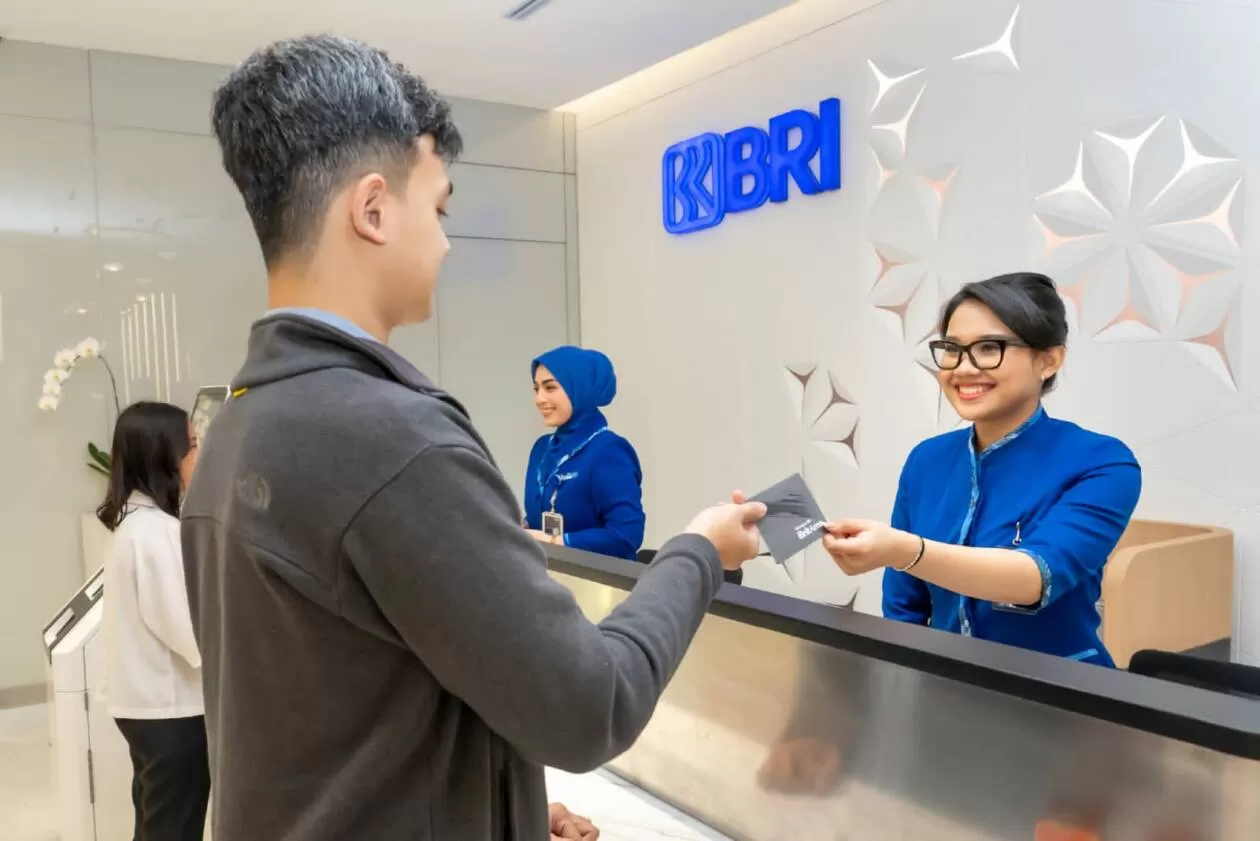 Apik Padukan Phygital, Strategi Hybrid Bank BRI Beri Kenyamanan Nasabah -  Lombok Post