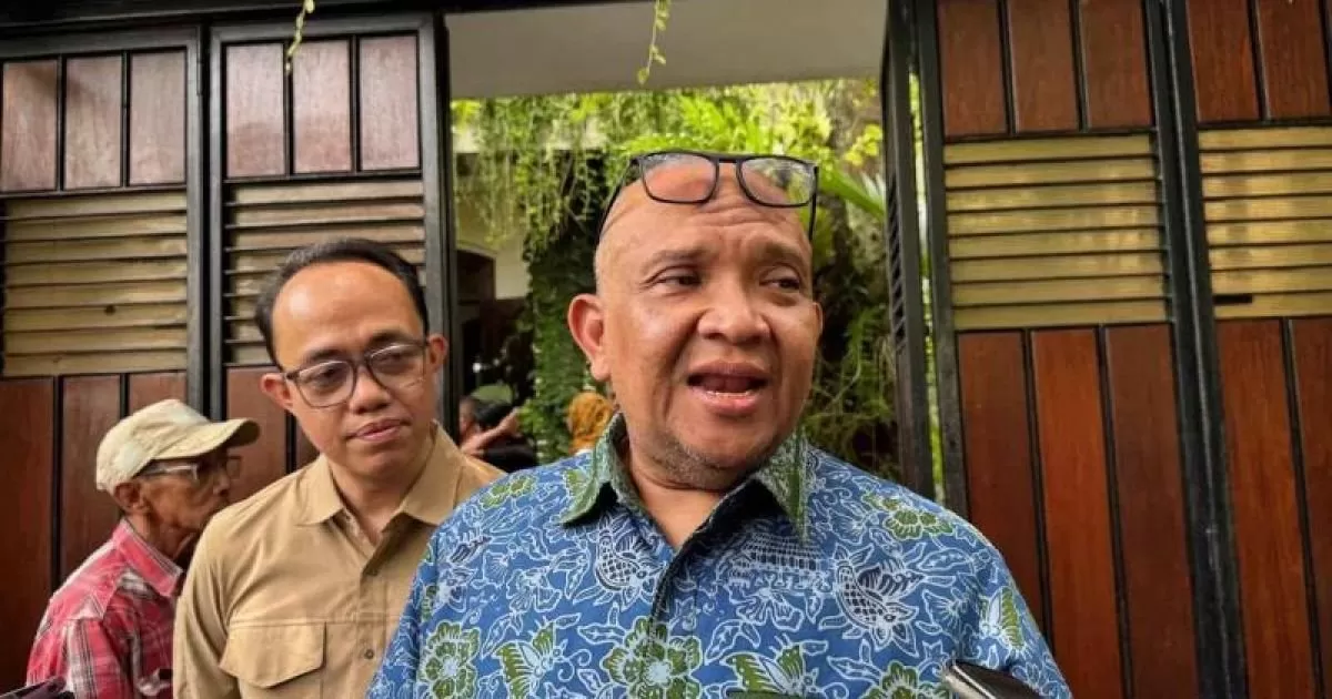 Diam-diam ke Solo, Wamenaker Afriansyah Noor Temui Jokowi di Tengah Dinamika Politik Nasional