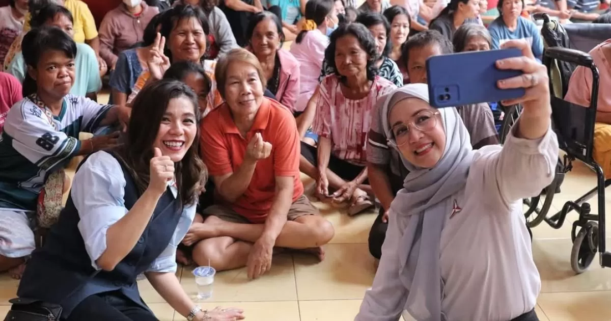 Anggota DPR RI Fraksi Demokrat Hadiri Bakti Sosial Imlek 2026 di Tangerang