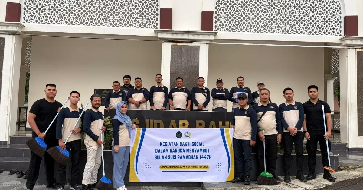 Sambut Ramadan, Lapas Khusus Kelas IIB Sentul Gelar Bakti Sosial Bersihkan Masjid Ar-Rahmah