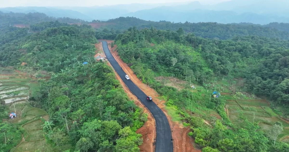 516,83 Km Jalan Dibangun Setahun, Bupati Rudy Susmanto Percepat Fondasi Ekonomi Kabupaten Bogor