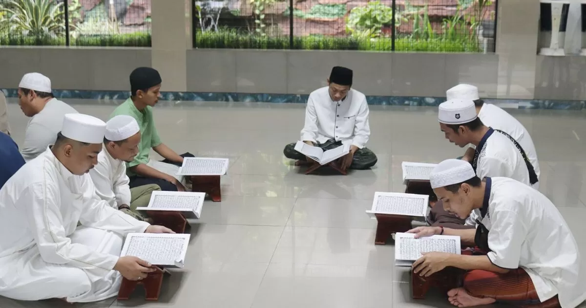 Warga Binaan Lembaga Pemasyarakatan Kelas IIA Cibinong Isi Ramadan dengan Tausiah dan Tilawah di Masjid At-Taubah