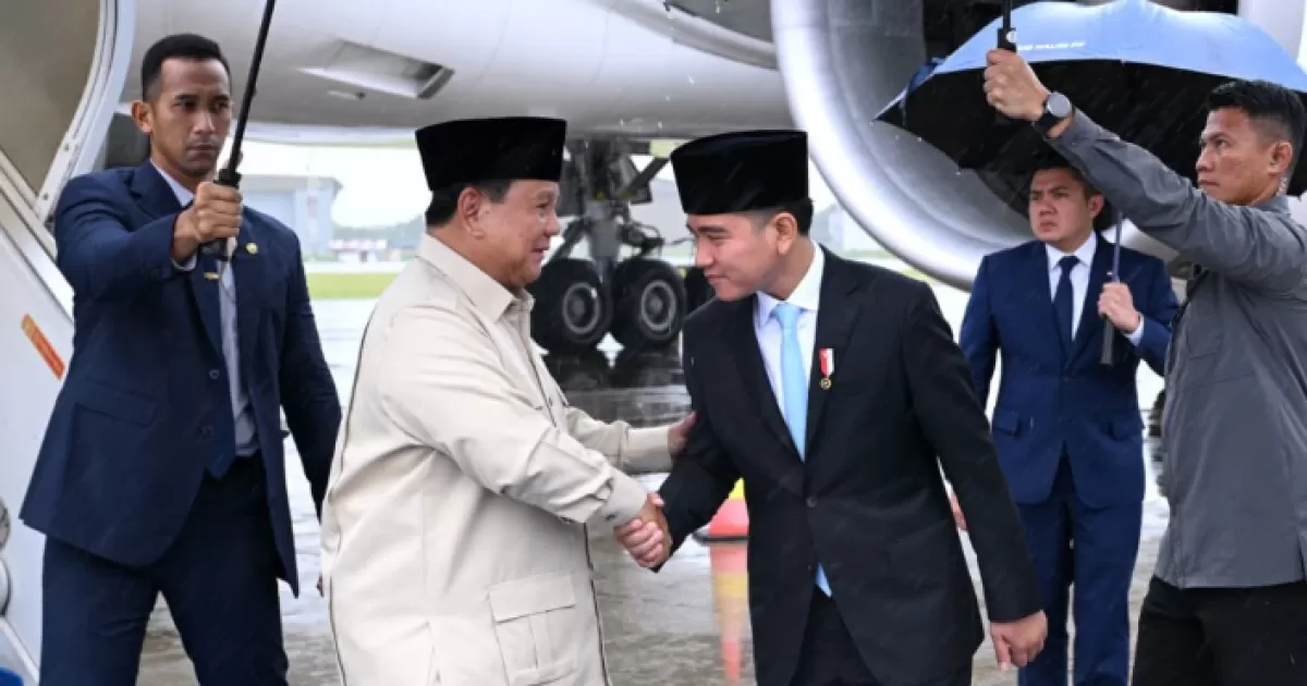 Presiden Prabowo Tiba di Tanah Air Usai Lawatan Luar Negeri, Bawa Capaian Strategis dan Diplomasi Perdamaian