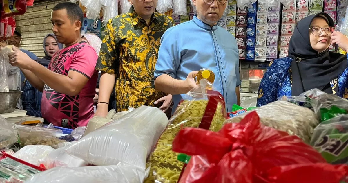 Sidak Pasar Cibinong, Pemkab Bogor Temukan Kenaikan Harga Cabai Rawit dan Minyak Kita Jelang Lebaran