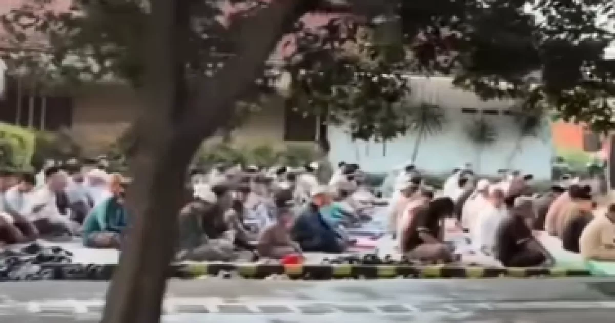 Sejumlah Warga Depok Sudah Lebaran Sejak Kamis 19 Maret 2026, Berbeda dengan Pemerintah
